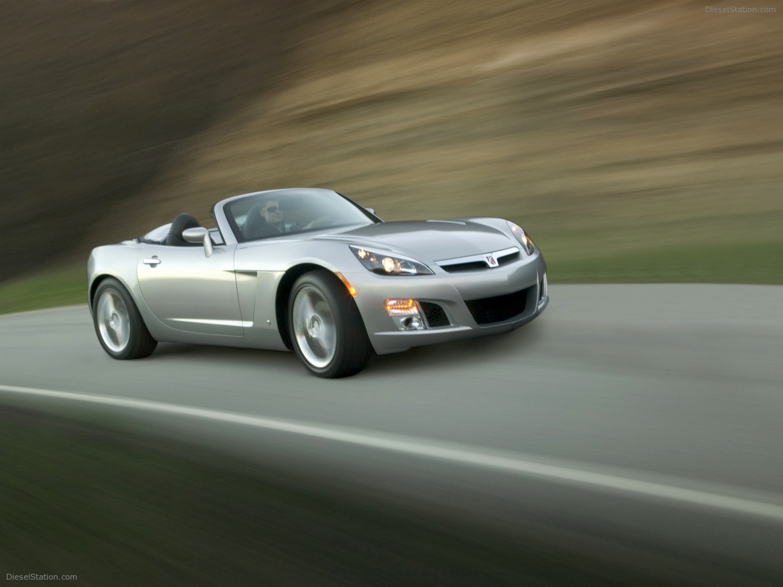 Saturn Sky Redline